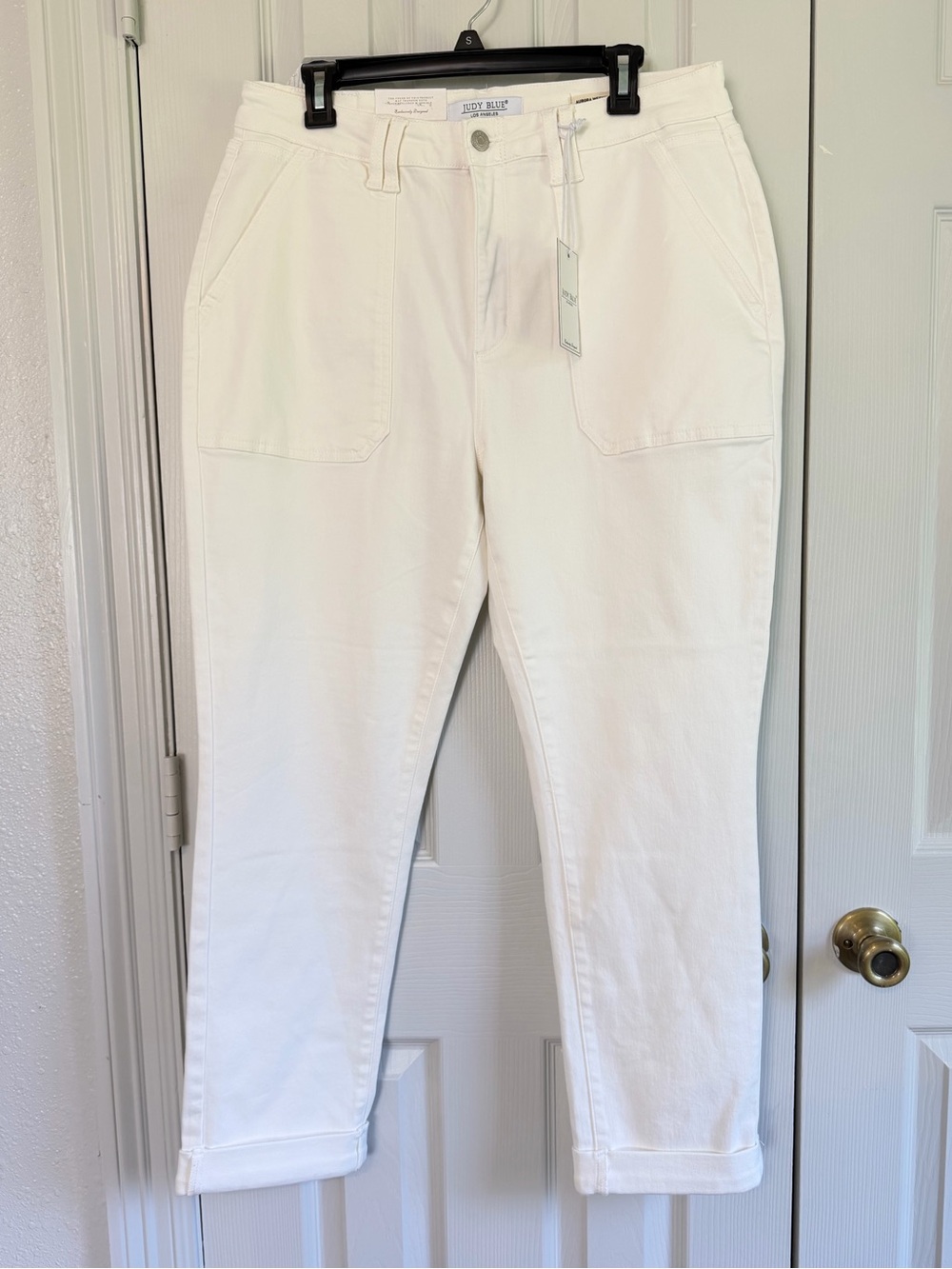Judy Blue Aurora White Cropped Straight Leg Jeans Cuffed Hem 15/32 NWT